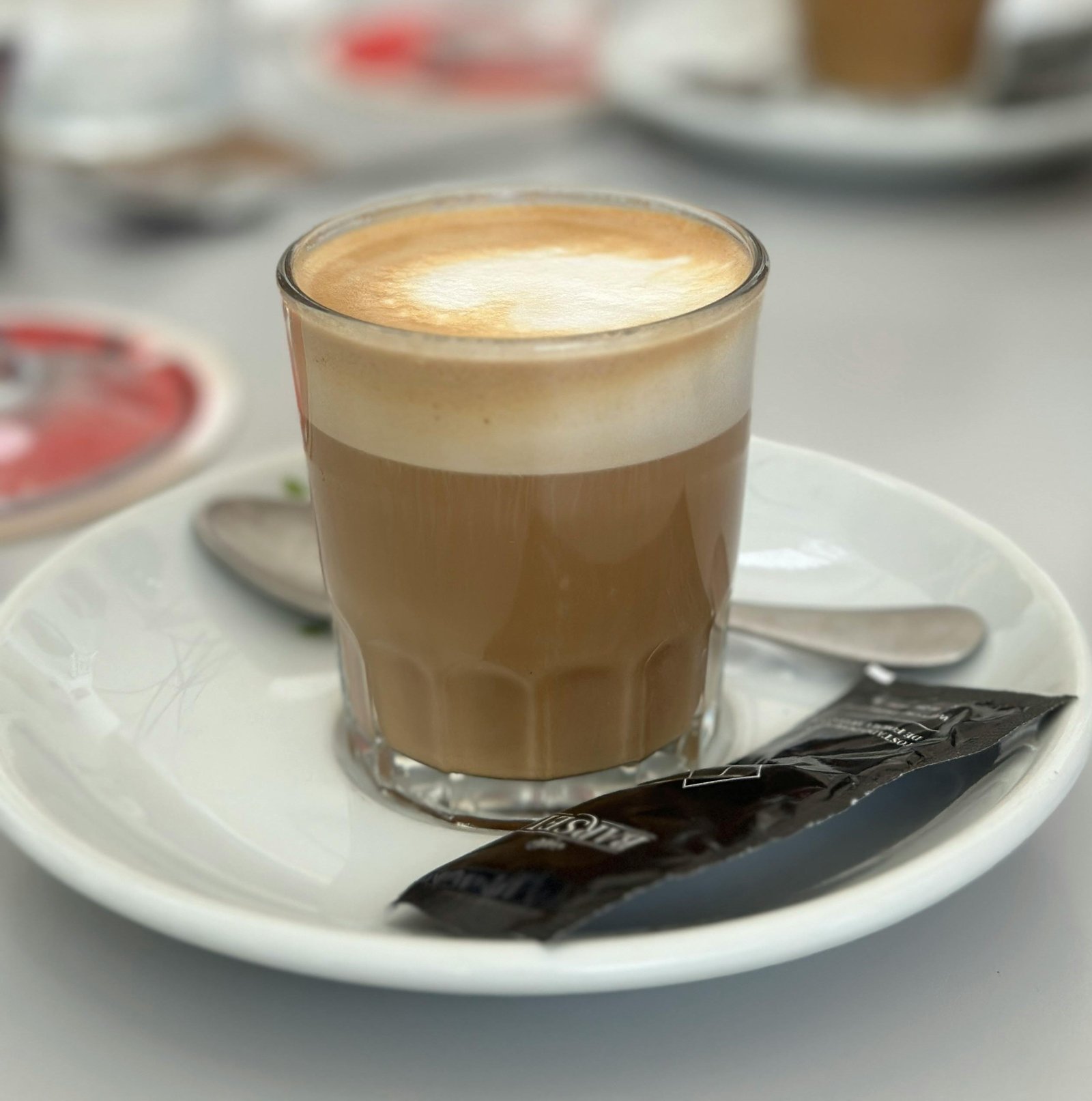 صورة نسكافيه بحليب